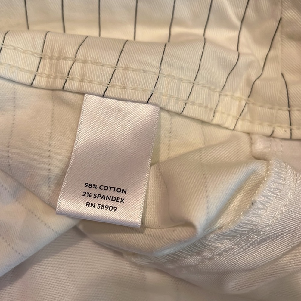 Westbound cream pinstripe mid rise shorts - Picture 4 of 5